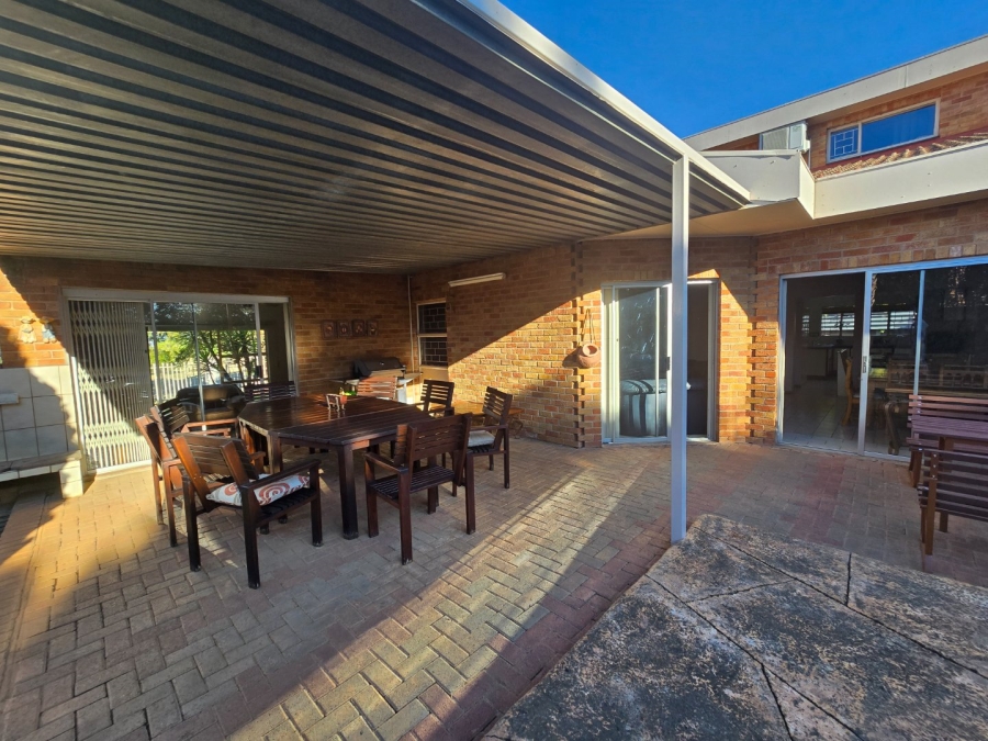 4 Bedroom Property for Sale in Universitas Ridge Free State